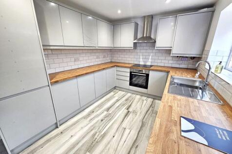 Springfields, Rushall, Walsall, WS4 1JT photo 4