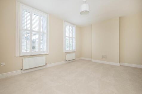 Caversham Road Kingston upon Thames KT1 photo 3