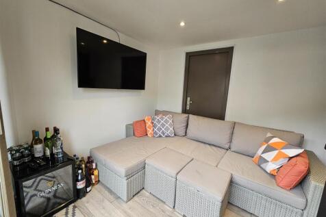 Garden Room - office