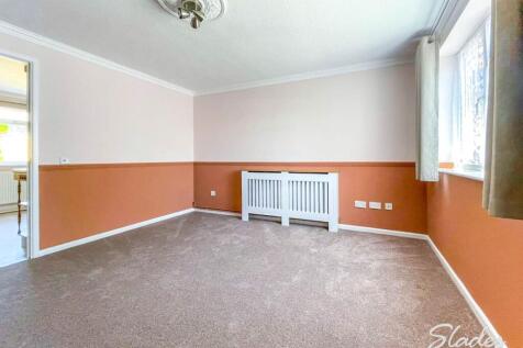 10 foxcote lounge ma