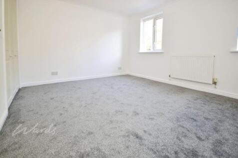 Applecross Close Rochester ME1 photo 5