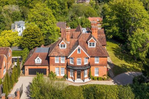 Oakhill Road, Sevenoaks, Kent, TN13. 7 bedroom detached house for sale