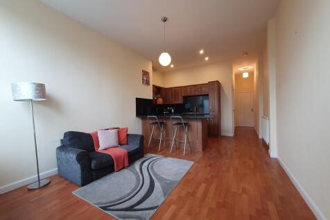 Living Room/Kitch...