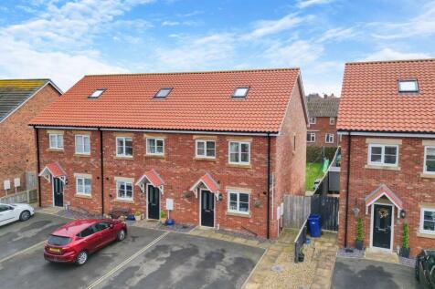 Whitby, YO21 - property photo