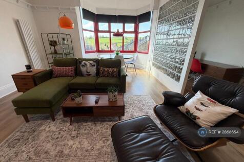 2 bed flat/apartment for rent in Laurel Bank, Leeds, LS17