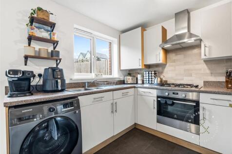 Ffordd Crabtree, St Ederyns, Cardiff (12).jpg