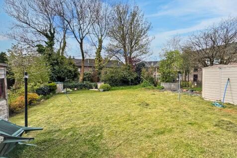 Communal rear garden