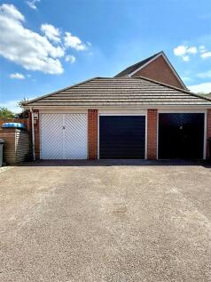 new garage.jpg