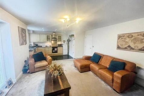 Lounge/Kitchen