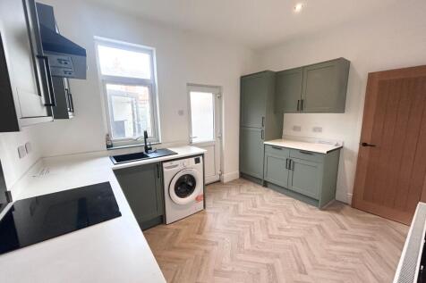 Newcastle Street, Barrow-In-Furness, LA13 photo 3
