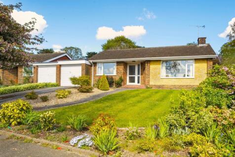 Pulborough, RH20 - property photo