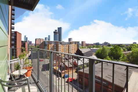 2 Bedroom Flat in M5 4EL
