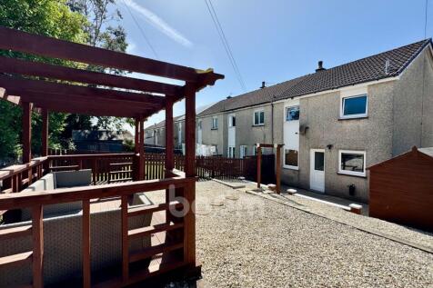 Sycamore Avenue, Beith rear garden