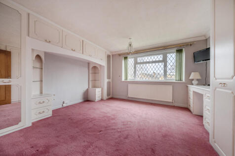 1388611-4-69383af...