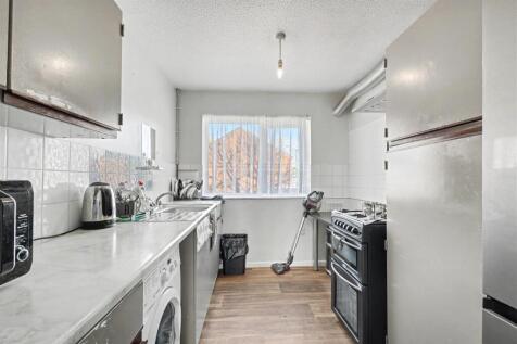 Kitchen_1.jpeg