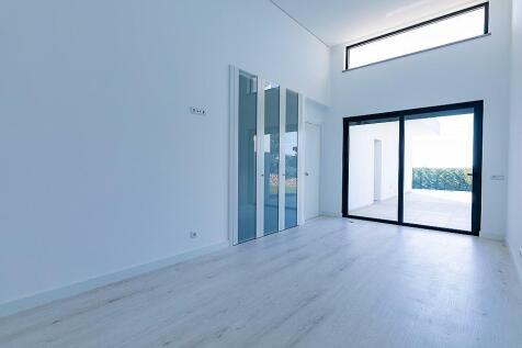 Sea View Property for sale in Loule