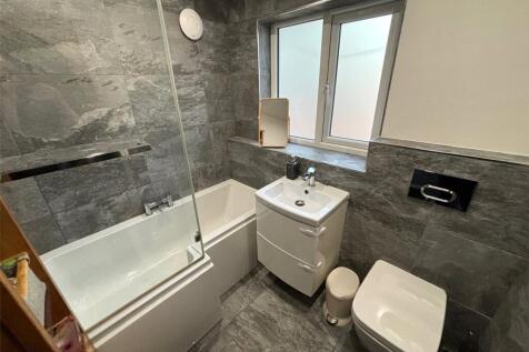 Stanhope Drive, Horsforth, Leeds, West Yorkshire, LS18 photo 4