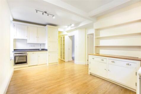 Reception/Kitchen