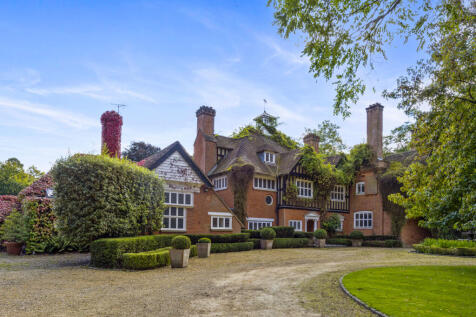 Walton-on-thames, KT12 - property photo