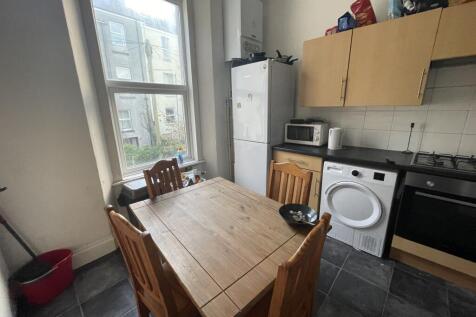 16 Napier Terrace, Maisonette photo 4