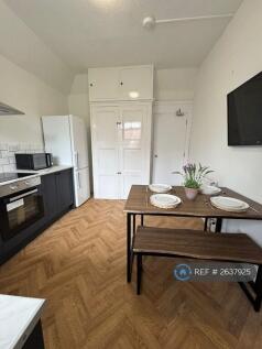 Flat 2 Kitchen