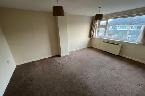 Gwendoline Drive, Leicester, Leicestershire, LE8 photo 3