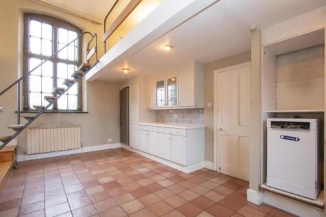 1 Royal Patriotic Building 004.jpg