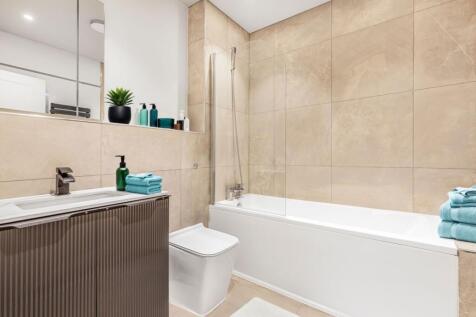 6.-Bathroom