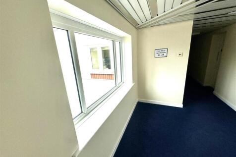 Hallway.jpg