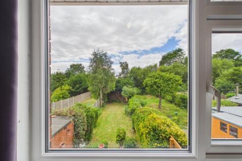 CAM02294G0-PR0159-STILL013