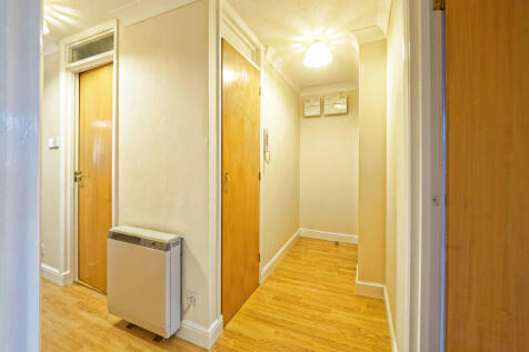 18 9 Burley House...