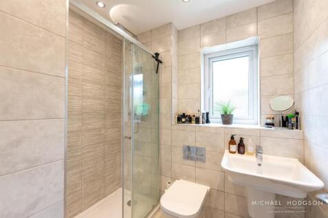 69 Leighfield Drive-30.jpg