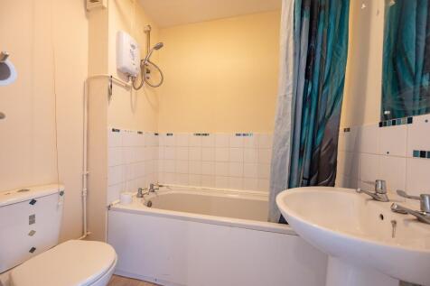 Flat 3 Gable Mews 23 12.jpg