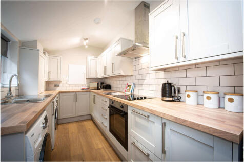 Burley Road, Leeds photo 3