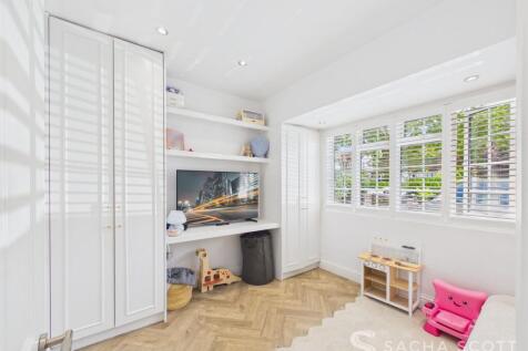TV / Play Room