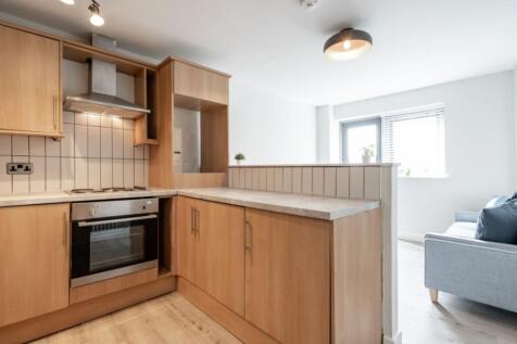 1FSF4 - Living Area / Kitchen