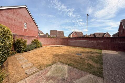 Olympic Park Road, Andover, Hampshire photo 3