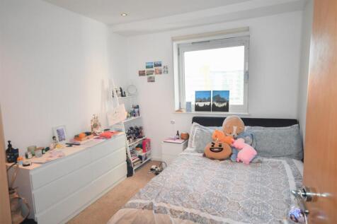 8CA3374E-03E7-49DF-B