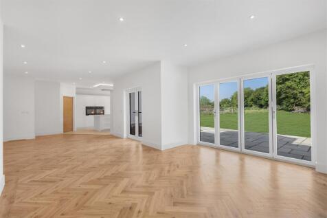 Dining / Living Area