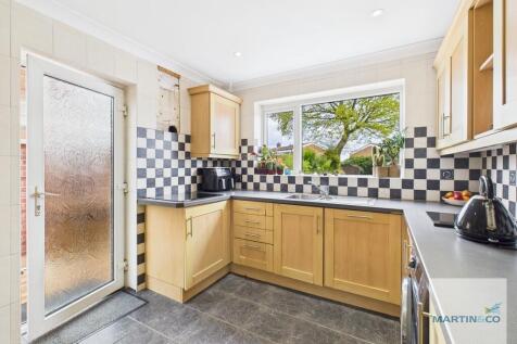 CAM03663G0-PR0143...