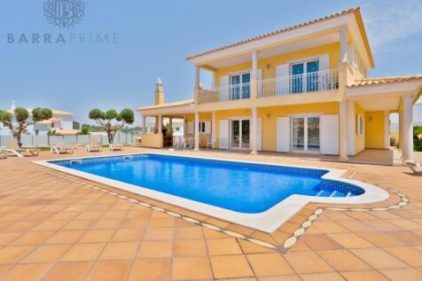4 bedroom villa in Galé, Albufeira