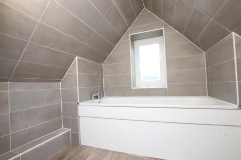 Bathroom.JPG