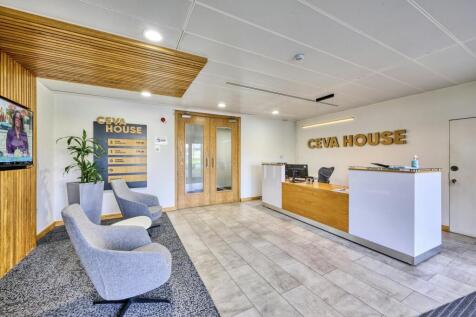 Newmark_CevaHouse_AshbyDeLaZouch_Oct2025_0036_HDR.jpg
