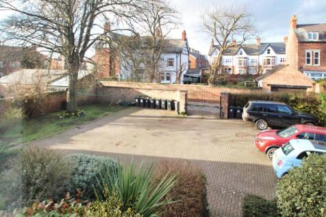 Flat 4 Parking.jpg