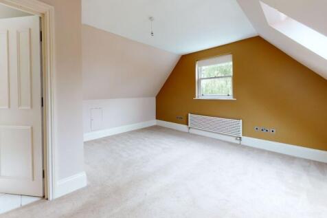 Flat , Trafalgar House,  Fourth Avenue, Frinton-on-Sea photo 4
