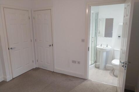 master &amp; en-suite 