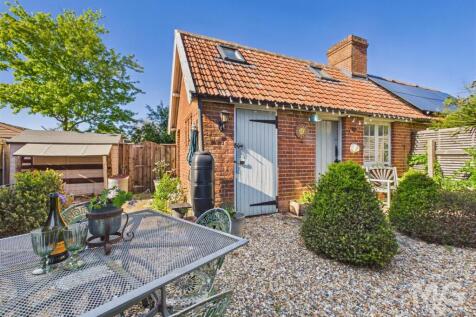 Outbuilding1
