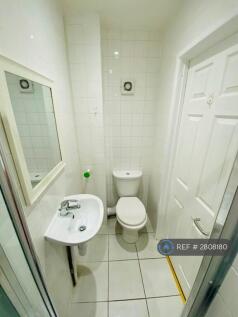 En-Suite 6