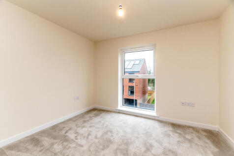 3 Chateau Mews 01...