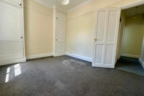 Butlers Cottage, The Priory, East Farleigh, Kent photo 3